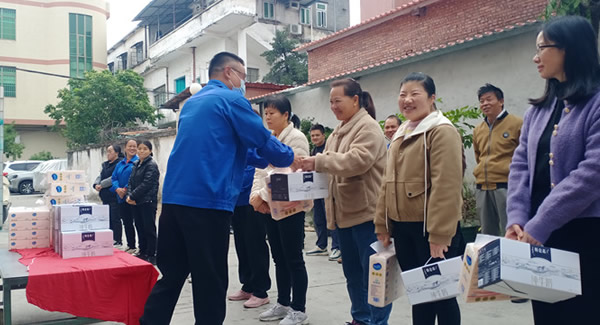 心有光芒，芳華自在；愛在三月，感恩有你|廣有五金&東莞合頁