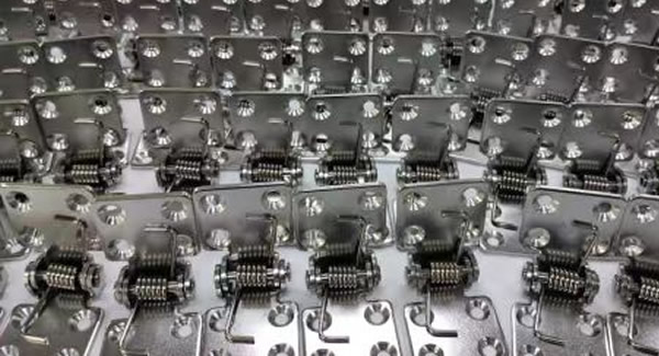 信賴廣有五金彈簧合頁，讓門的開合變得更輕松|廣有五金&彈簧合頁