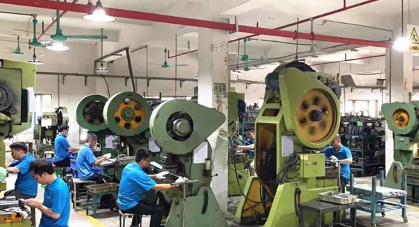 年關(guān)趕貨，匠心筑夢|廣有五金&東莞合頁