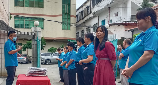 以愛為“包”，致敬母親的無私歲月——母親節(jié)特輯|廣有五金&東莞合頁?
