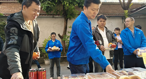 一份緊急訂單，藏著最動人的互相成就 |廣有五金&東莞合頁?